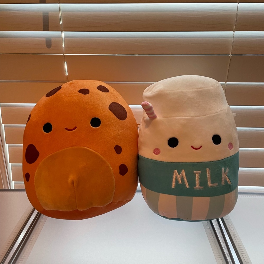 8” cookies and milk 🥛 🍪 squishmallow pair